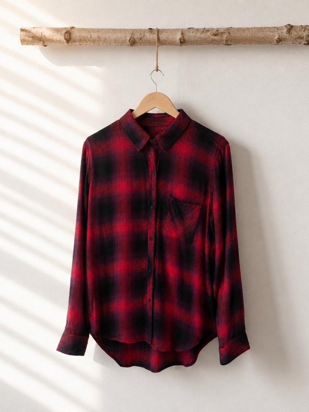 Rails Plaid Button-Up Shirt Womens size small